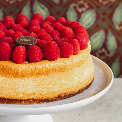 Curd raspberry cake