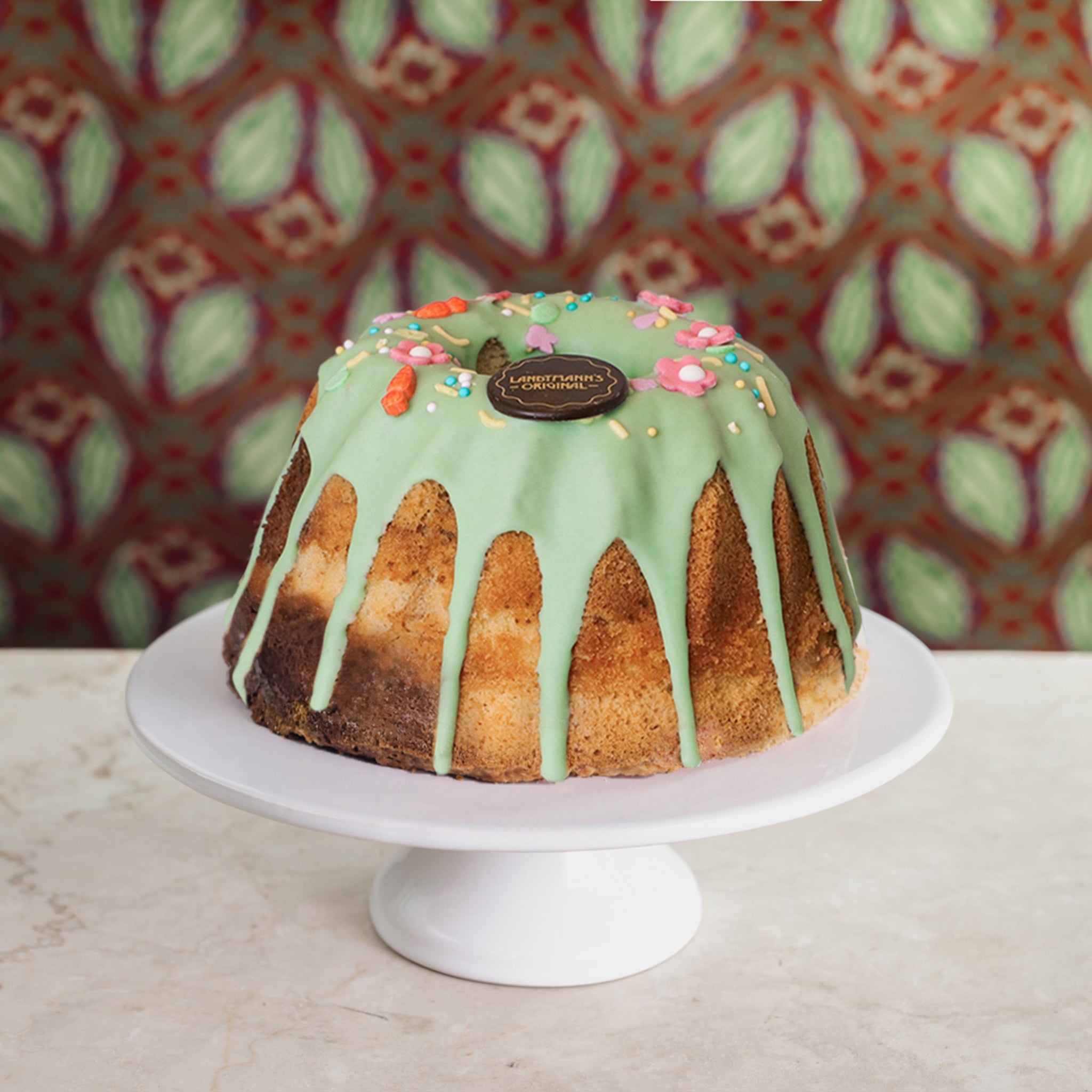 Landtmann's Original Guglhupf - A piece of Viennese coffee culture ... Landtmann's Original Guglhupf - A piece of Viennese coffee culture ...